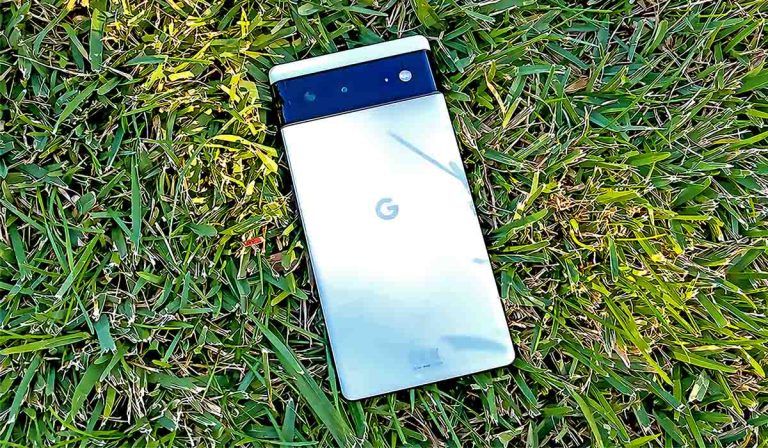 Õpi seda kasutama! Google Pixeli tehisintellekti vidin „At a Glance” on nüüd saadaval kõikidele Android-seadmetele.