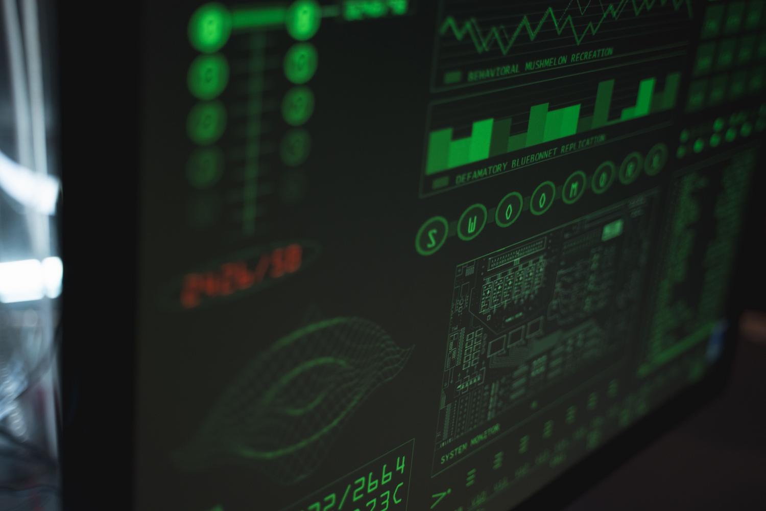 Interfaz gráfica de software de diagnóstico en tonos verdes con gráficos de rendimiento y esquemas de circuitos.