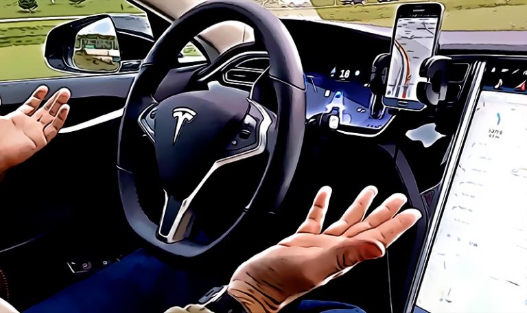 Detenganlos ya por favor El piloto automatico de Tesla vuelve a causar un accidente de 8 cochesDetenganlos ya por favor El piloto automatico de Tesla vuelve a causar un accidente de 8 coches