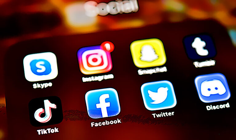 La Suprema Corte de Estados Unidos elimina ley de Texas contra empresas de redes sociales